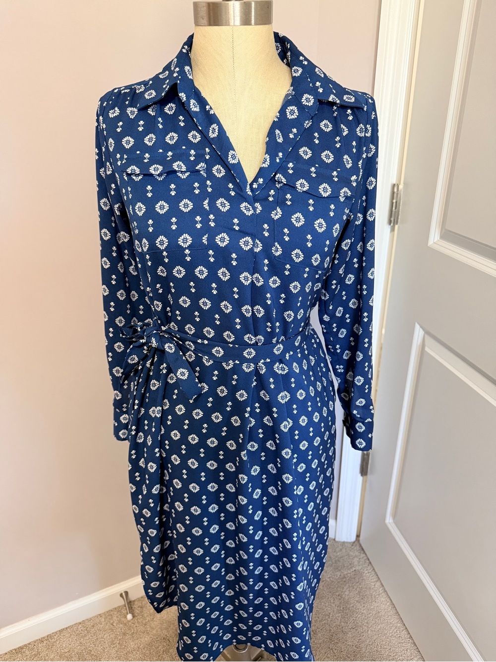 Ann Taylor Blue Printed Long-Sleeve Shirt Dress with Tie